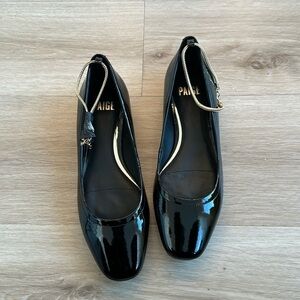 PAIGE
Janine Flat - Black Patent woman size 7 NWOB